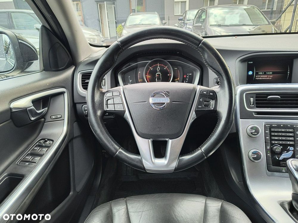 Volvo S60 D2 Drive-E Momentum - 16