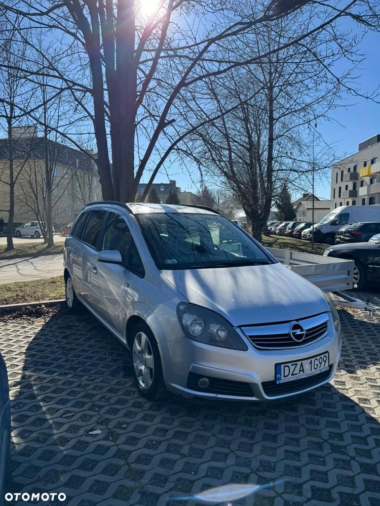 Opel Zafira 1.9 CDTI Elegance - 1