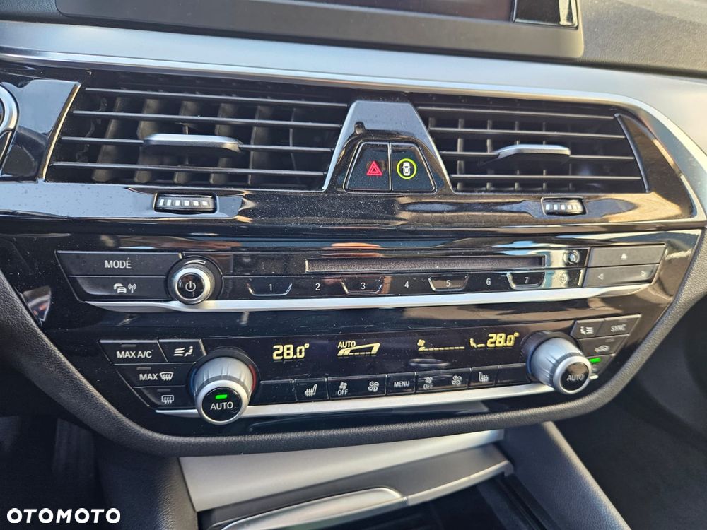 BMW Seria 5 - 23