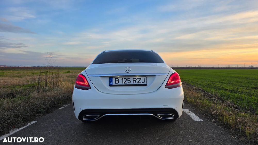 Mercedes-Benz C 220 d T 9G-TRONIC AMG Line - 22