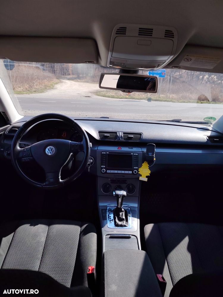 Volkswagen Passat 2.0 TDI Trendline DPF DSG - 5