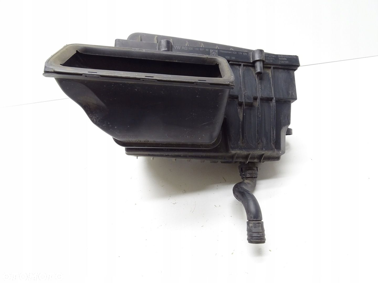 OBUDOWA FILTRA POWIETRZA AUDI A3 8V LEON III GOLF VII 1.6 TDI 5Q0129607AE - 3