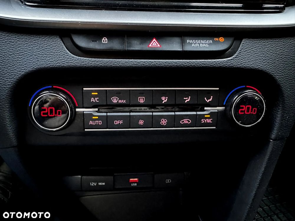 Kia Ceed 1.5 T-GDI M - 15