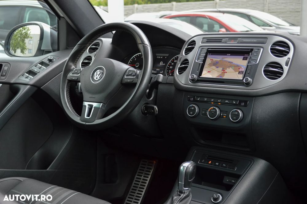 Volkswagen Tiguan 2.0 TDI SCR 4MOTION BlueMotion Technology DSG Sport & Style - 5