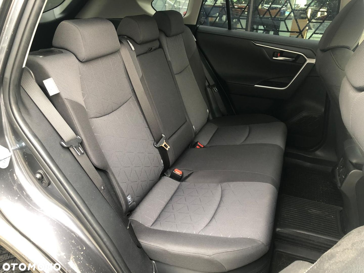 Toyota RAV4 - 22