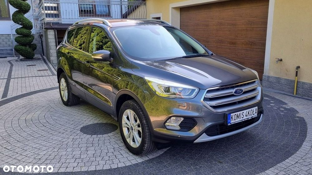 Ford Kuga - 8