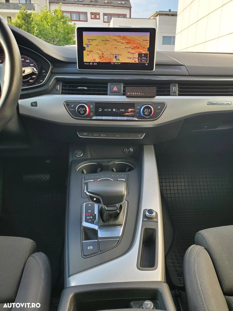 Audi A4 Avant 40 TDI S tronic quattro - 12