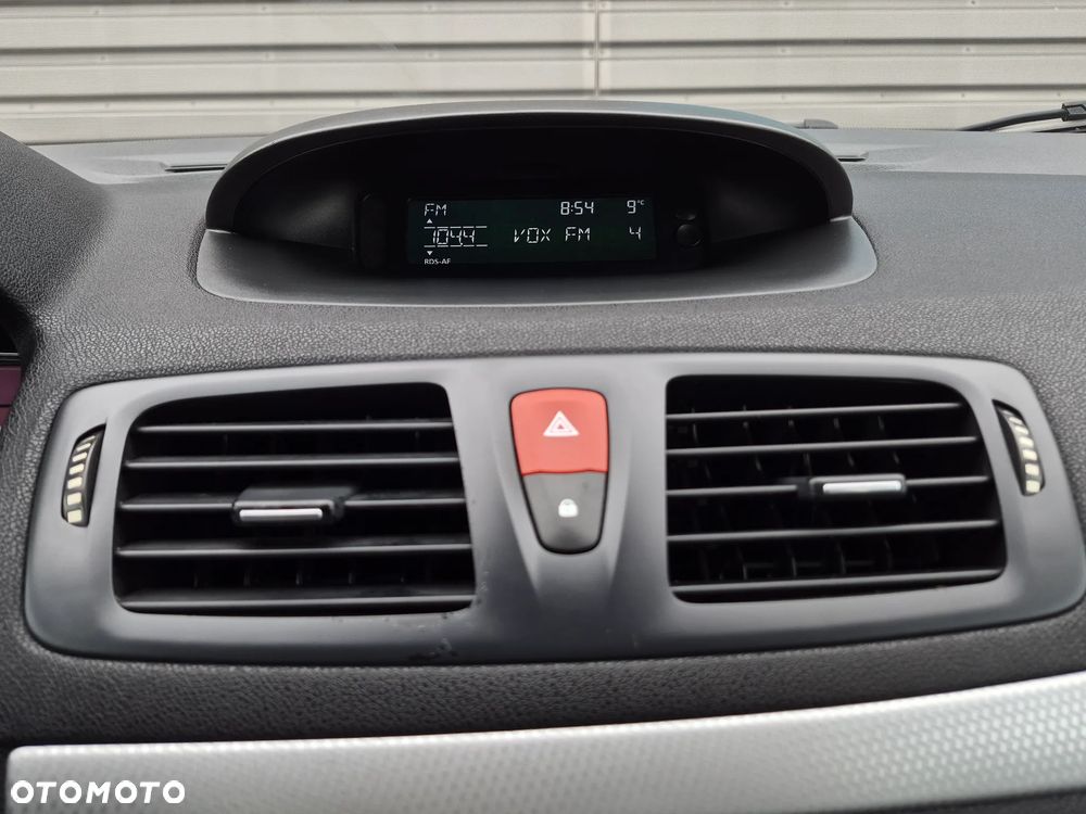 Renault Megane 1.6 16V Confort Expression - 21