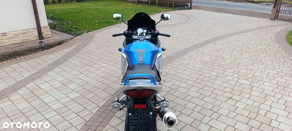 Suzuki GSX-R - 8