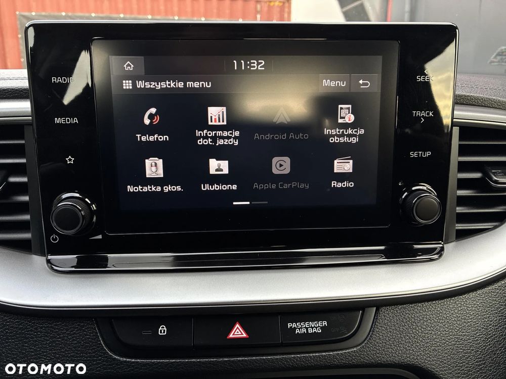 Kia Ceed 1.6 CRDi mHEV M DCT - 24