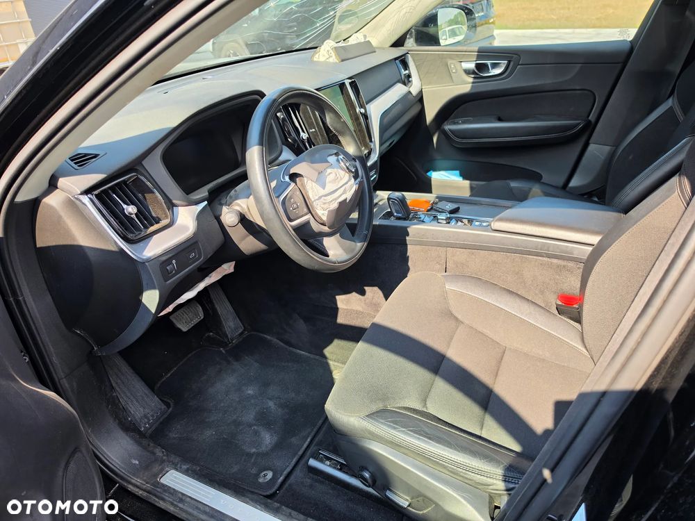 Volvo XC 60 B4 D AWD Geartronic Inscription - 13
