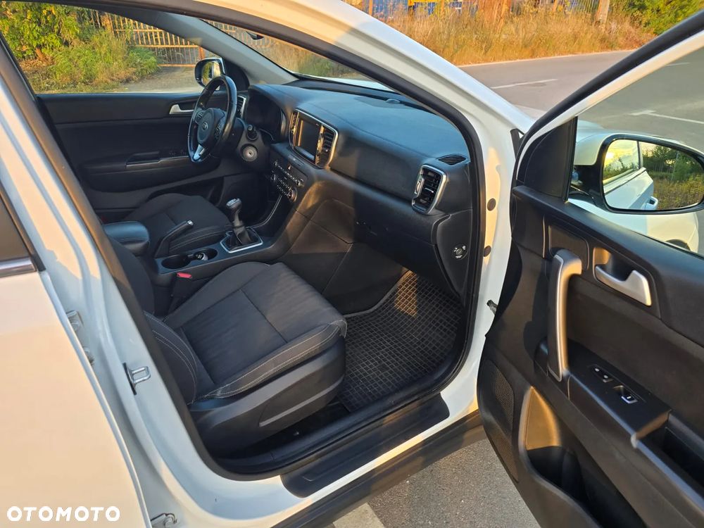 Kia Sportage - 10