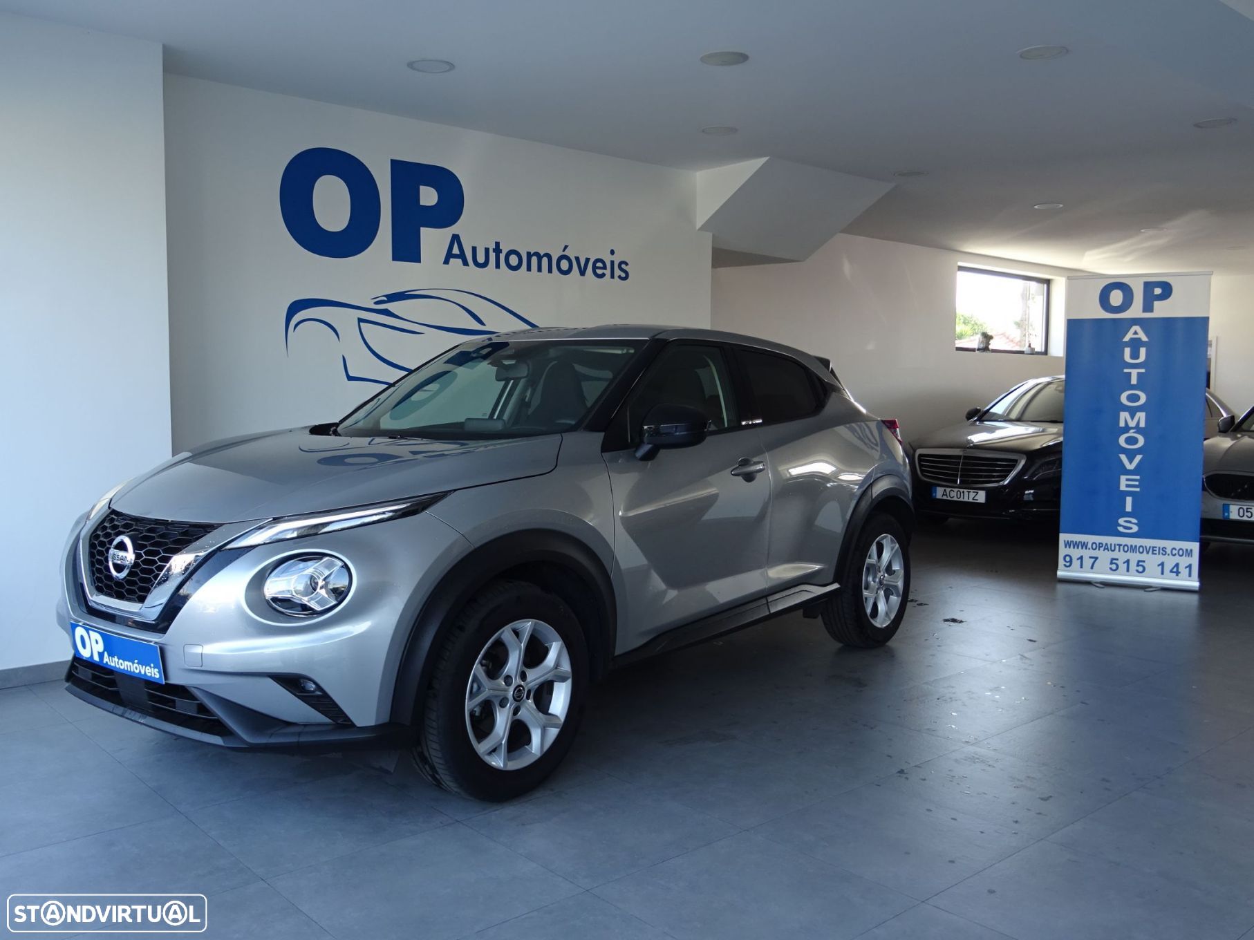 Nissan Juke 1.0 DIG-T N-Connecta - 1