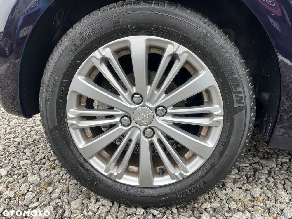 Peugeot 208 1.2 PureTech GPF Allure S&S EAT6 - 25