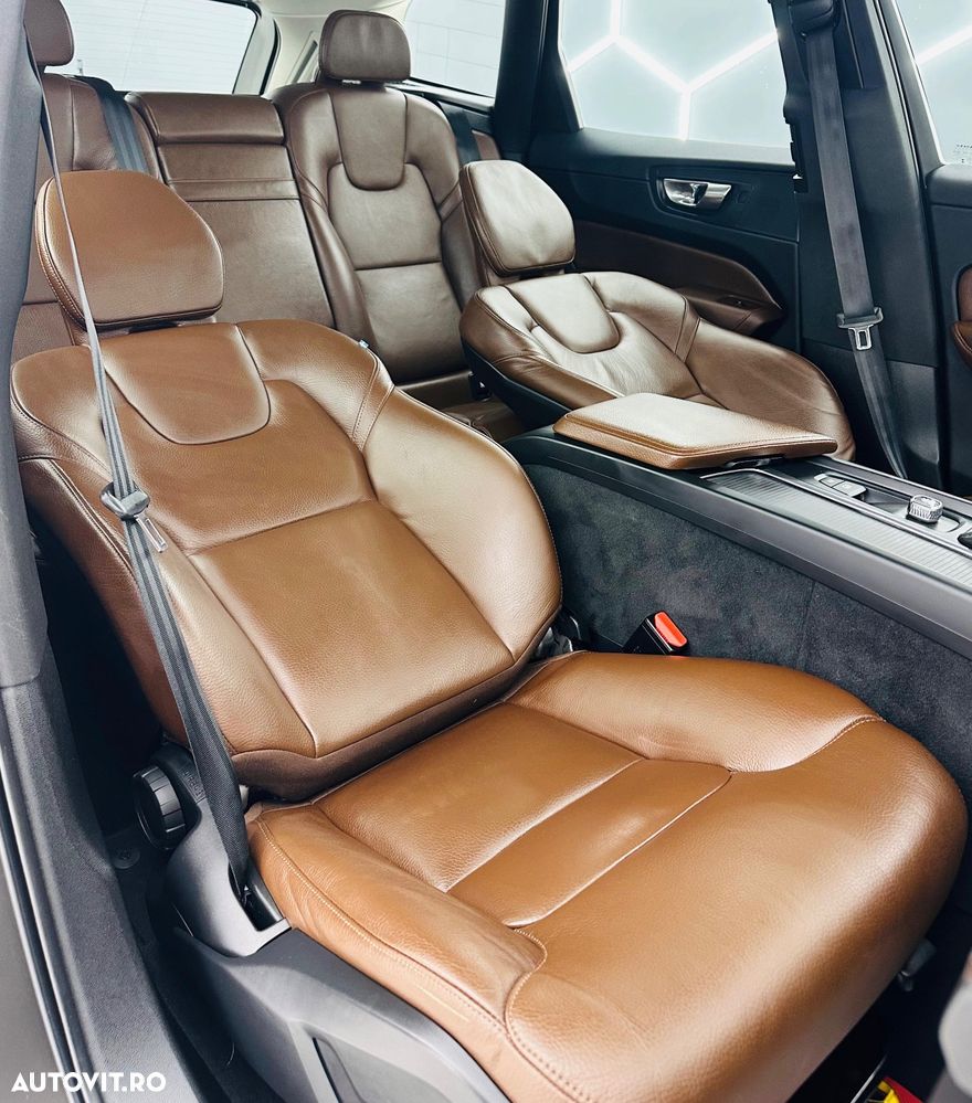 Volvo XC 60 D4 Geartronic Momentum Pro - 16