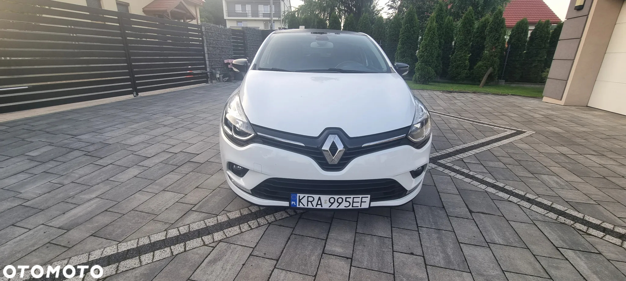 Renault Clio Energy dCi 110 Bose Edition - 14