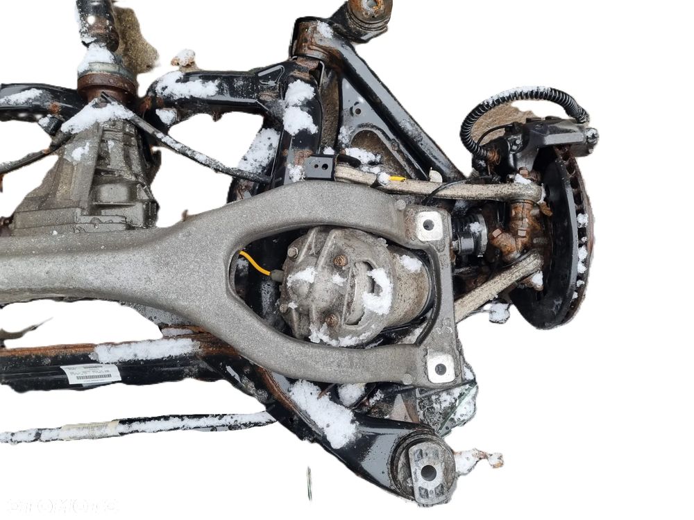 AUDI Q7 4L 05-10 2008 r. 4,2 TDI belka tylna zawieszenia tylnego pneumatyka * - 3