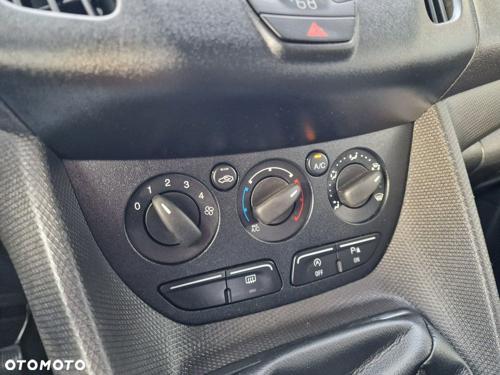Ford Transit Connect - 31