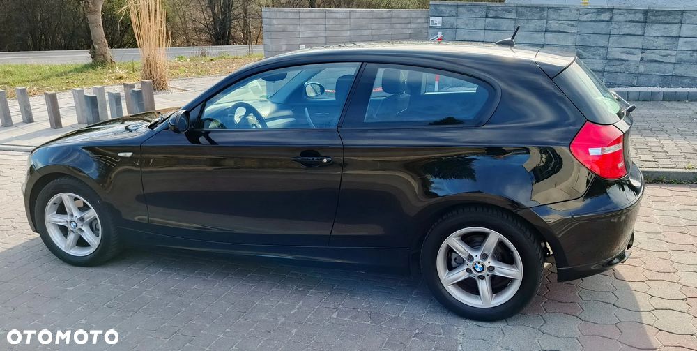 BMW Seria 1 116i - 13