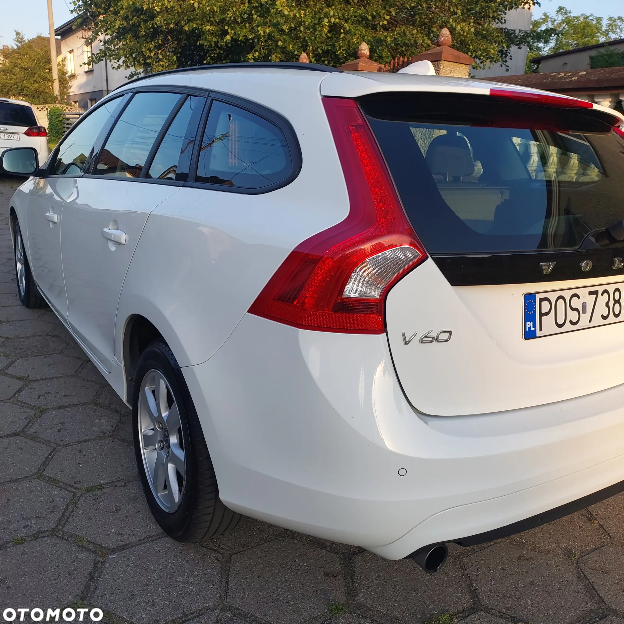 Volvo V60 D2 Base - 3