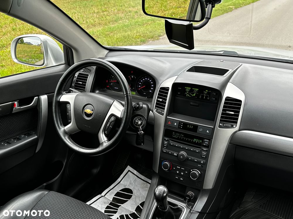 Chevrolet Captiva 2.4 LS - 14