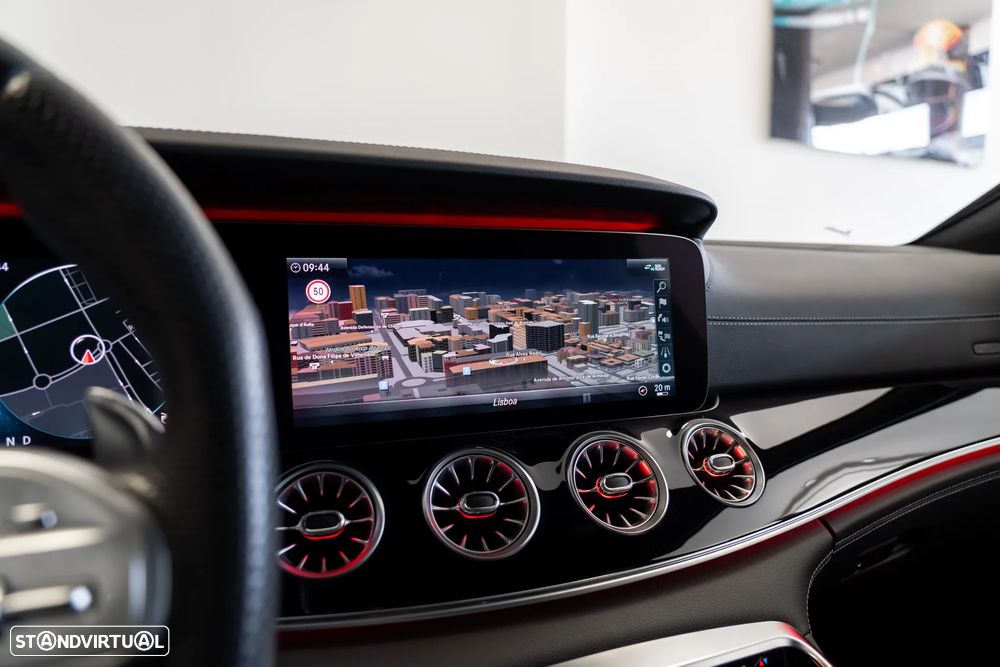 Mercedes-Benz AMG GT 63 4MATIC+ - 16