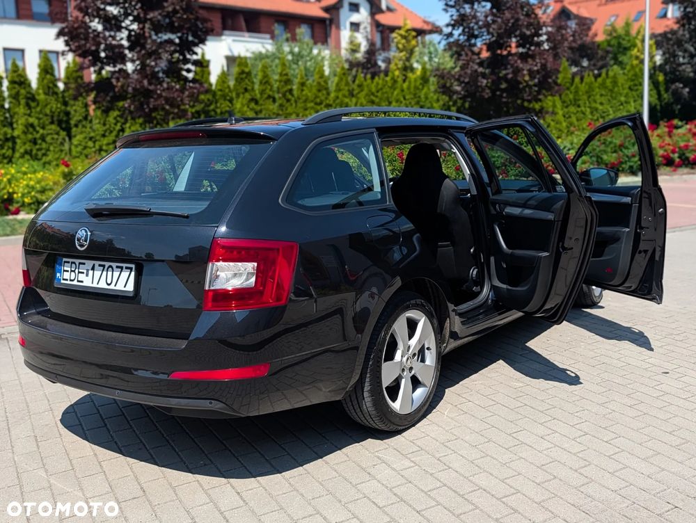 Skoda Octavia 2.0 TDI Style DSG - 4