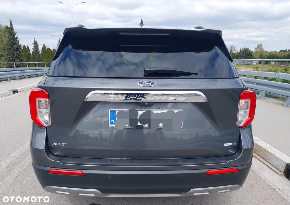 Ford Explorer - 9