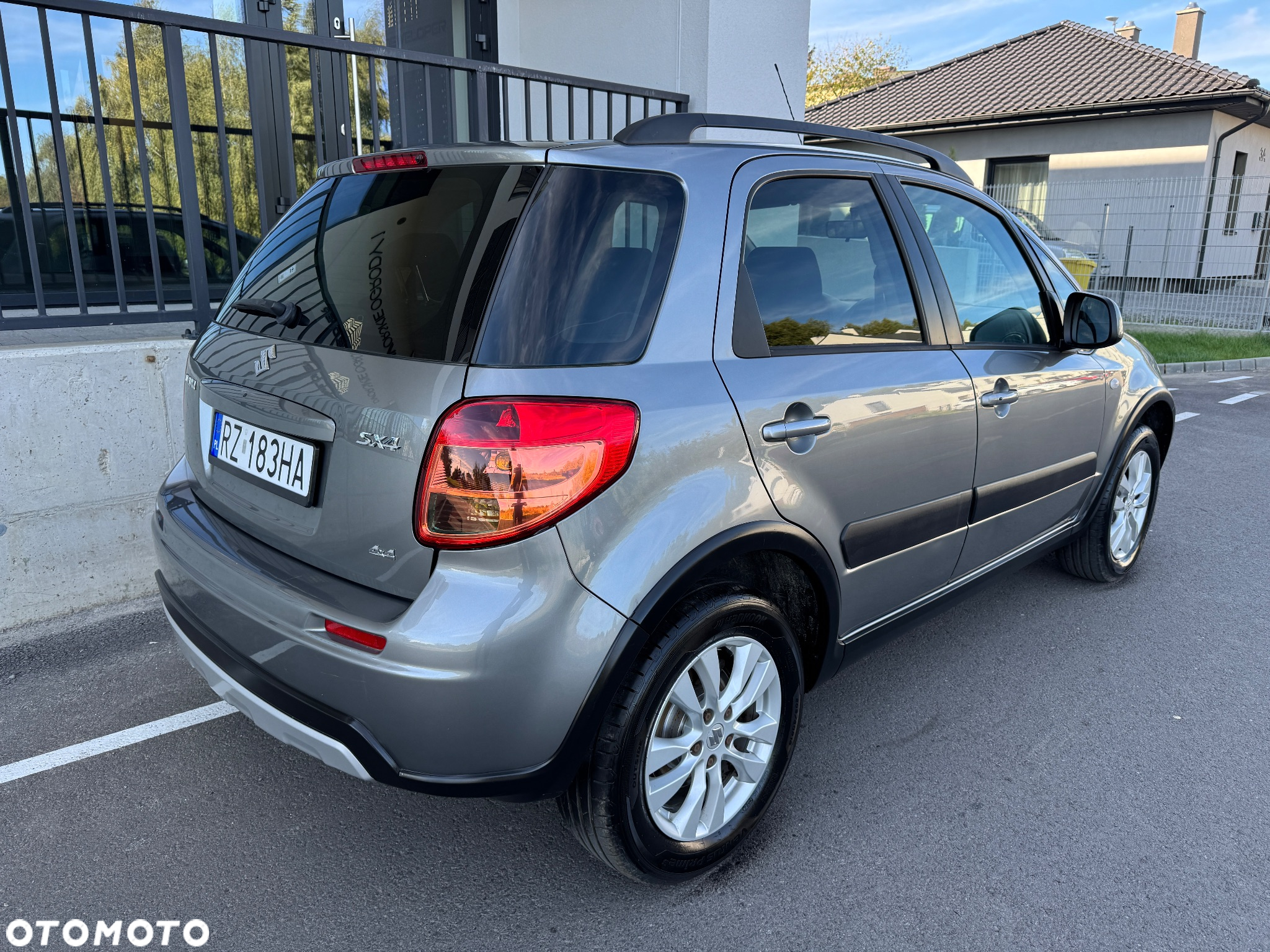 Suzuki SX4 1.6 Premium 4WD - 5