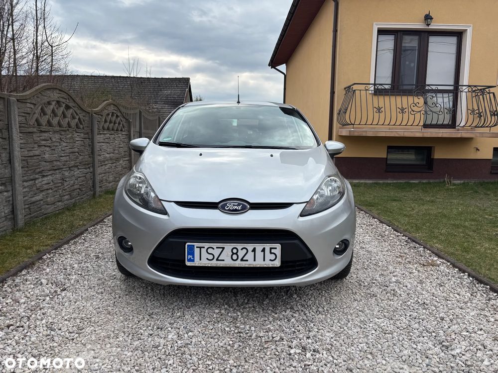 Ford Fiesta - 2