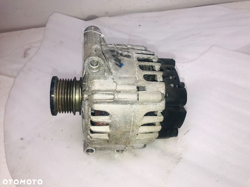 Alternator C3 picasso DS3 1.6 VTI V761548480-01 - 2