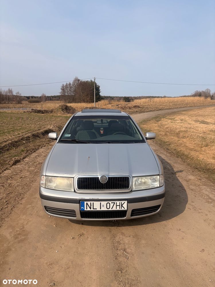 Skoda Octavia 1.8 GLX - 4