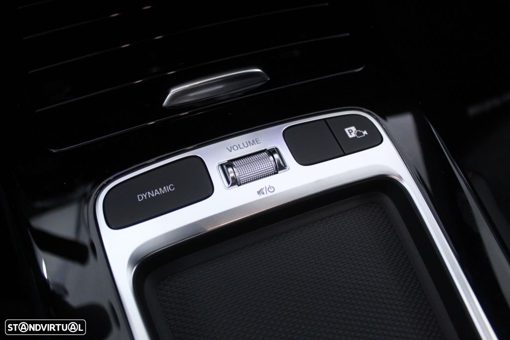 Mercedes-Benz CLA 180 d Shooting Brake AMG Line Aut. - 31
