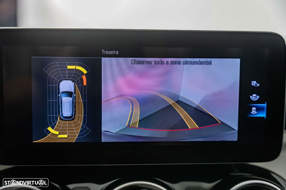 Mercedes-Benz GLC 300 e 4Matic - 25