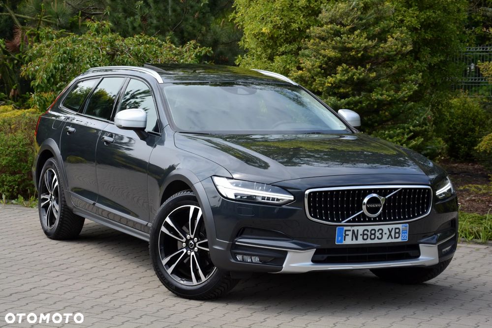 Volvo V90 Cross Country D4 AWD Geartronic Pro - 11
