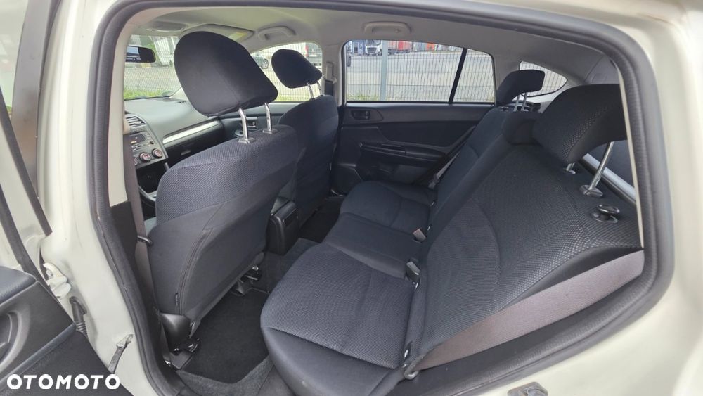 Subaru Impreza - 17