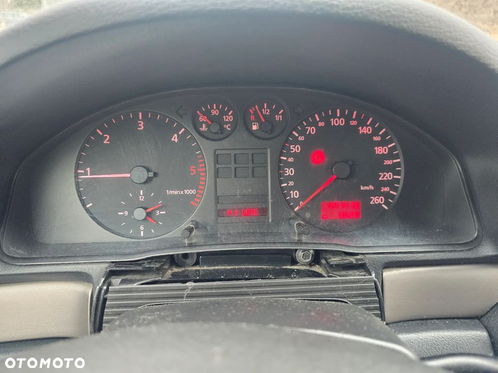 Audi A4 Avant 1.9 TDI - 12