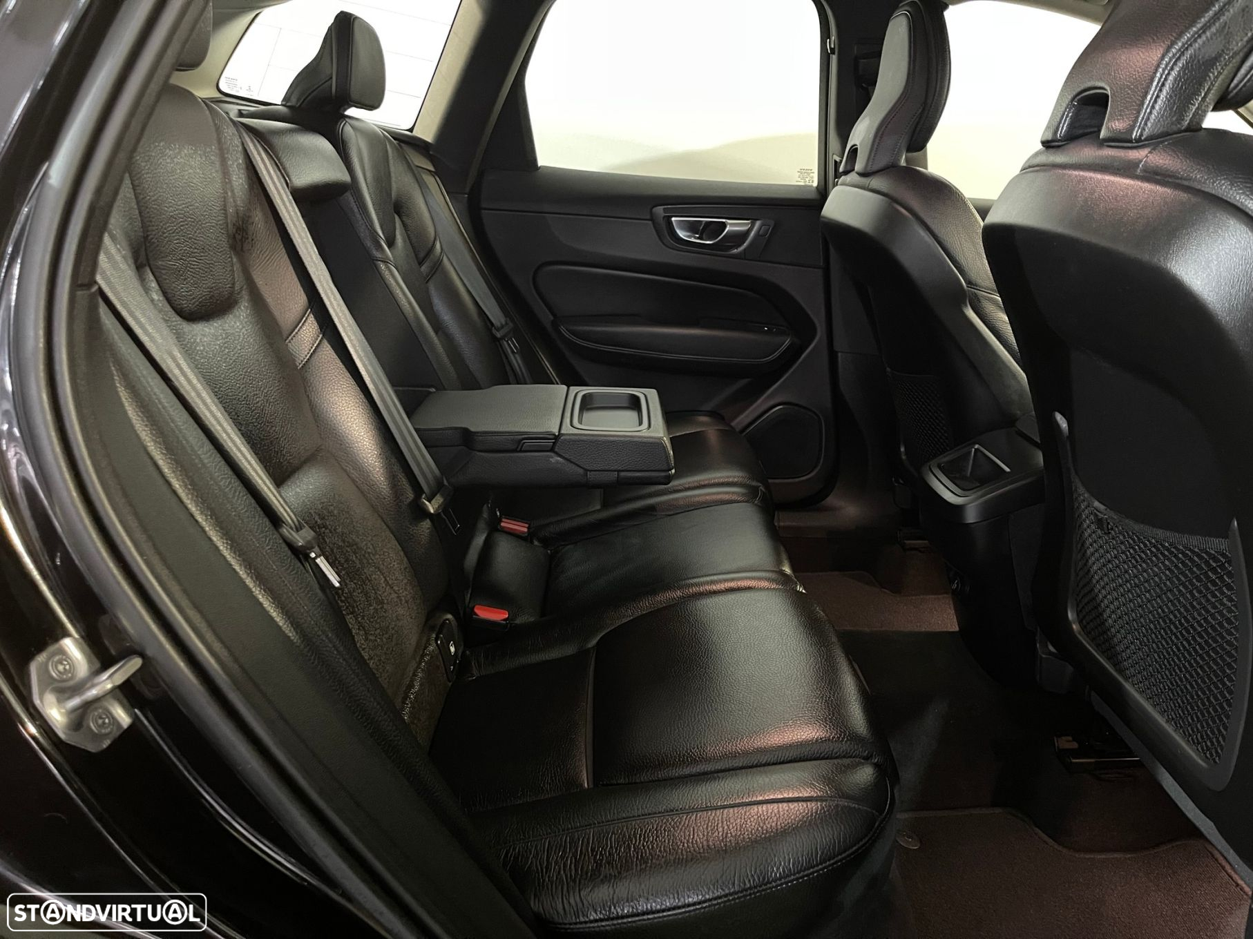 Volvo XC 60 2.0 D4 Inscription Geartronic - 14