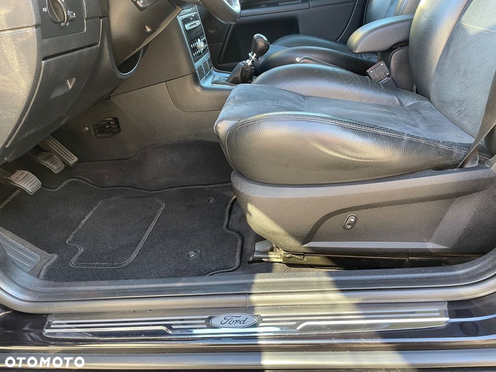 Ford Mondeo - 18