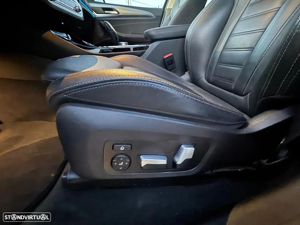 BMW iX3 Inspiring - 10