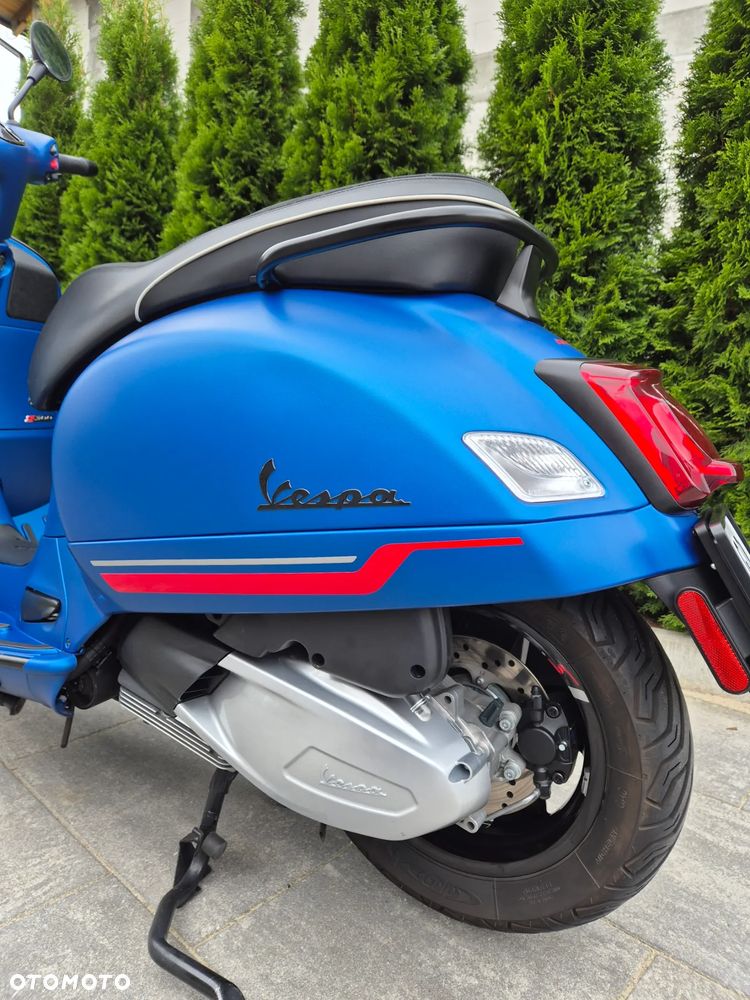 Vespa GTS - 2
