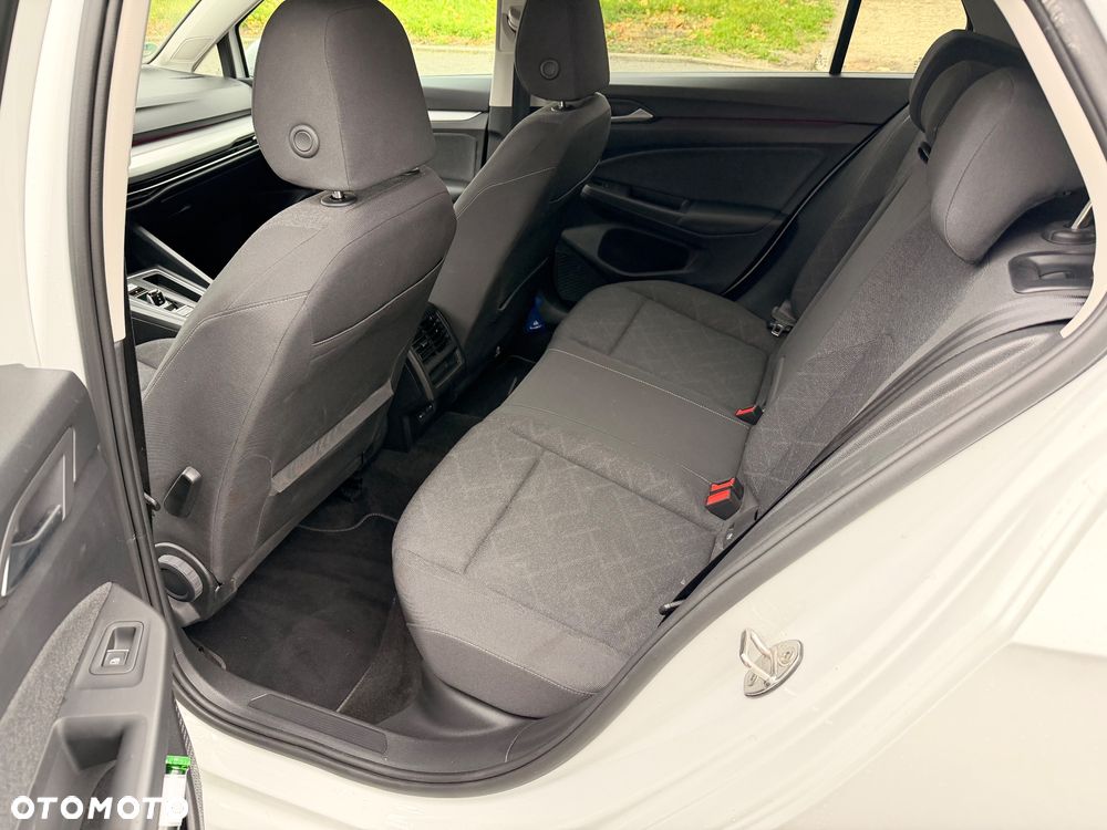 Volkswagen Golf VIII 2.0 TDI Style DSG - 12