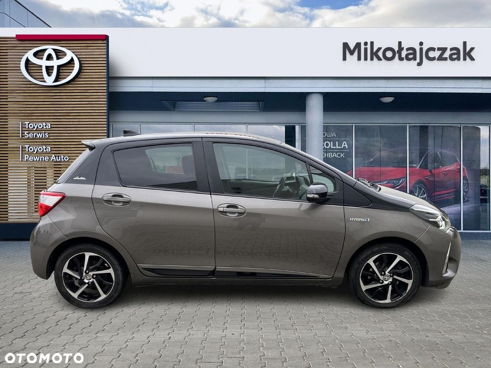 Toyota Yaris - 11