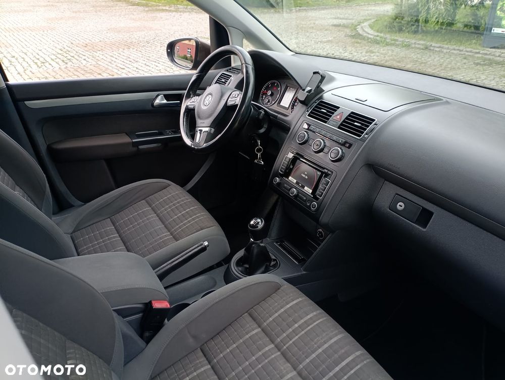 Volkswagen Touran 2.0 TDI DPF Cross - 20