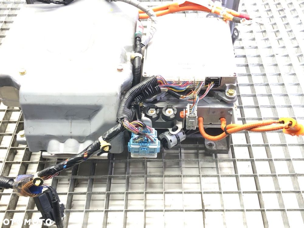 INWERTER - 1303.00 PLN - HONDA CIVIC VII sedan (ES, ET) 2000 - 2006 1.3 IMA (ED9, ES9) 61 kW [83 KM] - 7