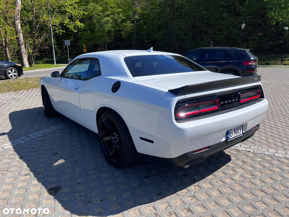 Dodge Challenger 6.2 Hellcat - 3
