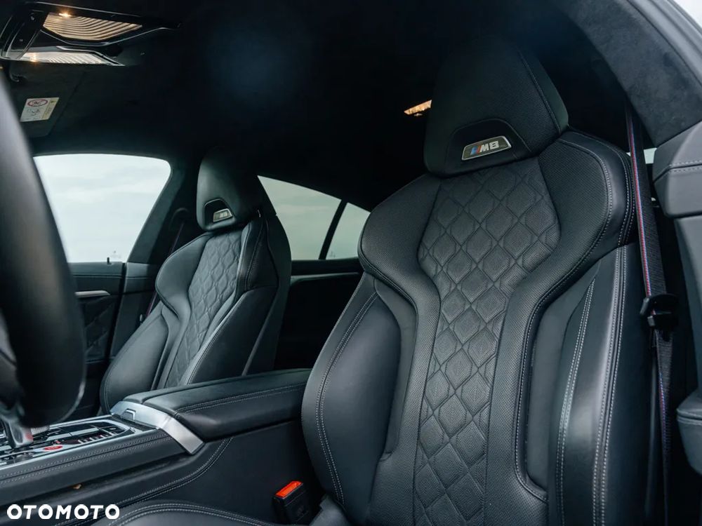 BMW M8 Competition - 13