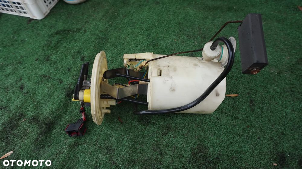 Saab 9-5 2.3 turbo 250 KM  AERO B235R pompa paliwa 4023867 - 2