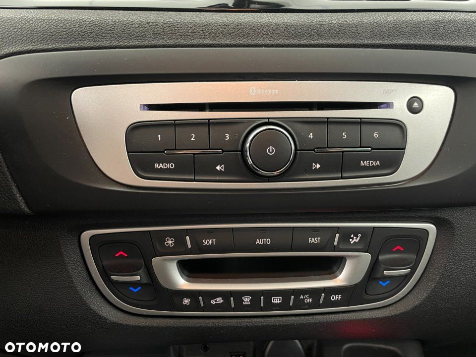Renault Grand Scenic - 14