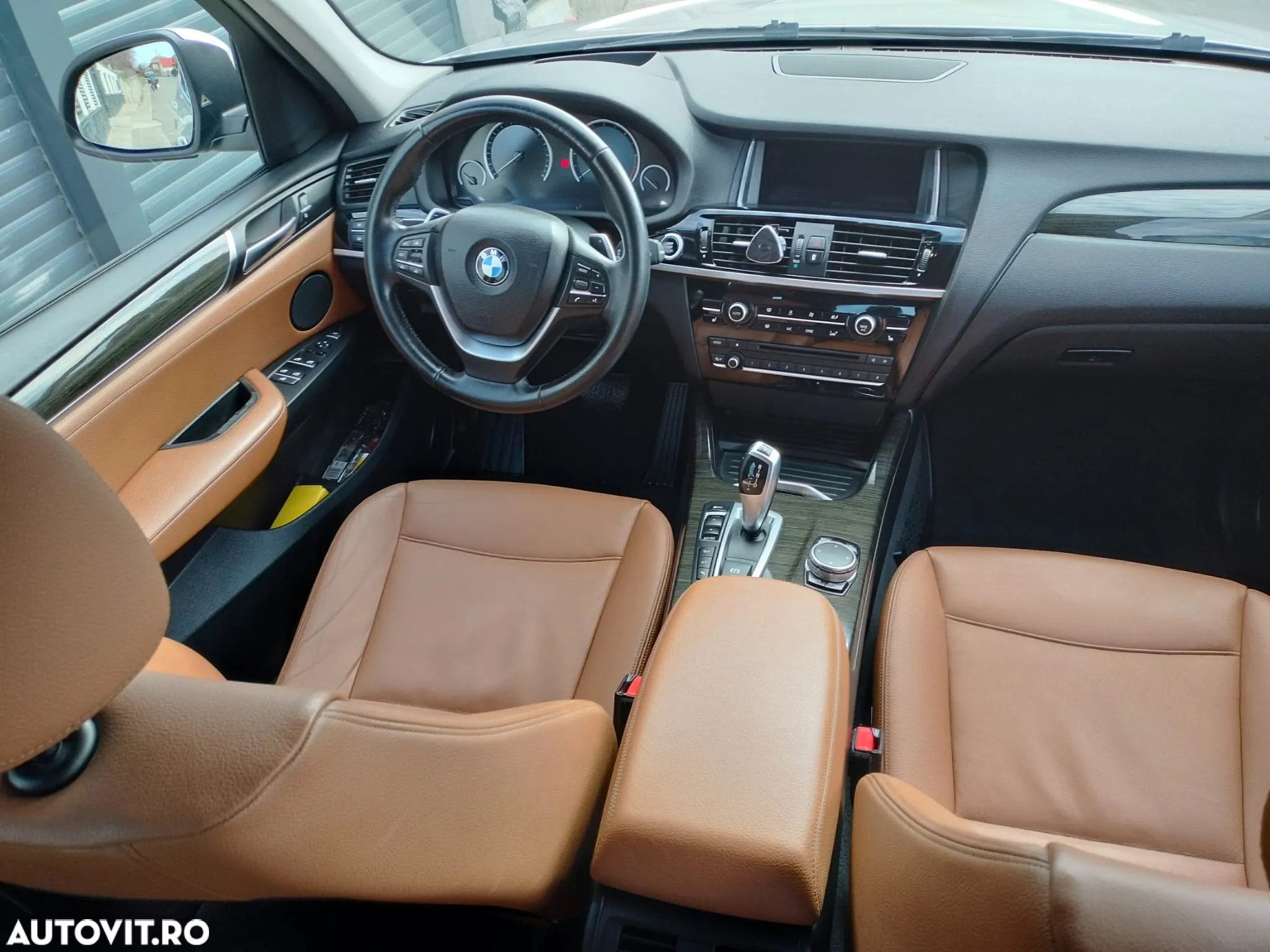BMW X3 xDrive20d AT Luxury Line - 8